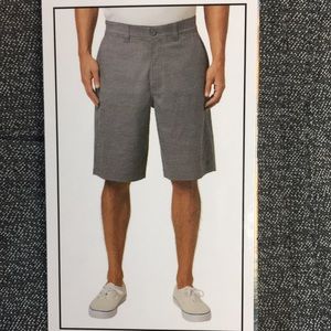Hang Ten Men’s Hybrid Short NEW